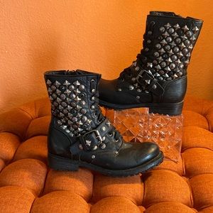 ASH womens Ryanna Distressed Biker Motorcycle Ankle Boots Studded Metal Laceup